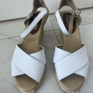 Bonbonite White Cross Strap Espadrille Wedge Sandals